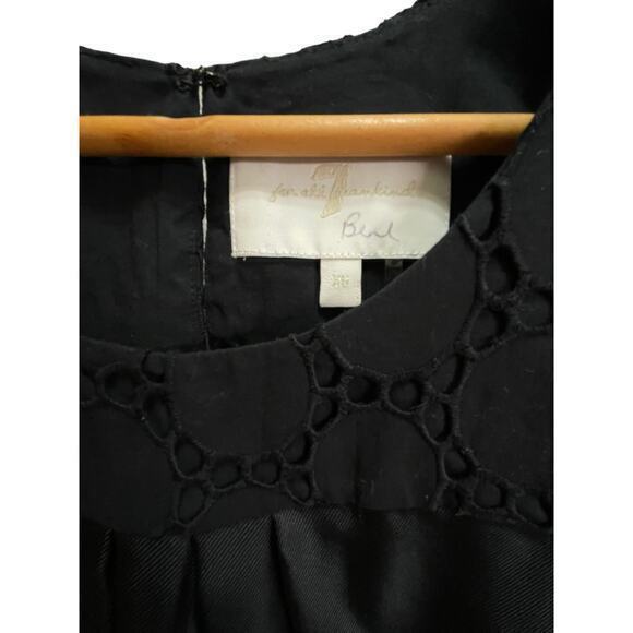 7 For All Mankind Black Causal Blouse Sleevless Top 100% Silk w/ Eyelet Pattern - Picture 2 of 8